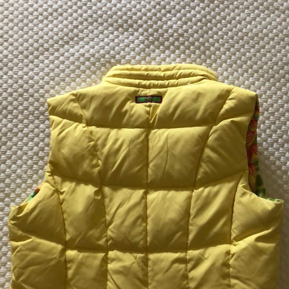 Vest - Picture 4 of 5